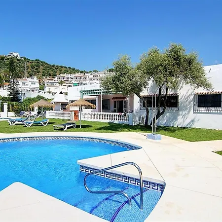 Tropicana Town House *